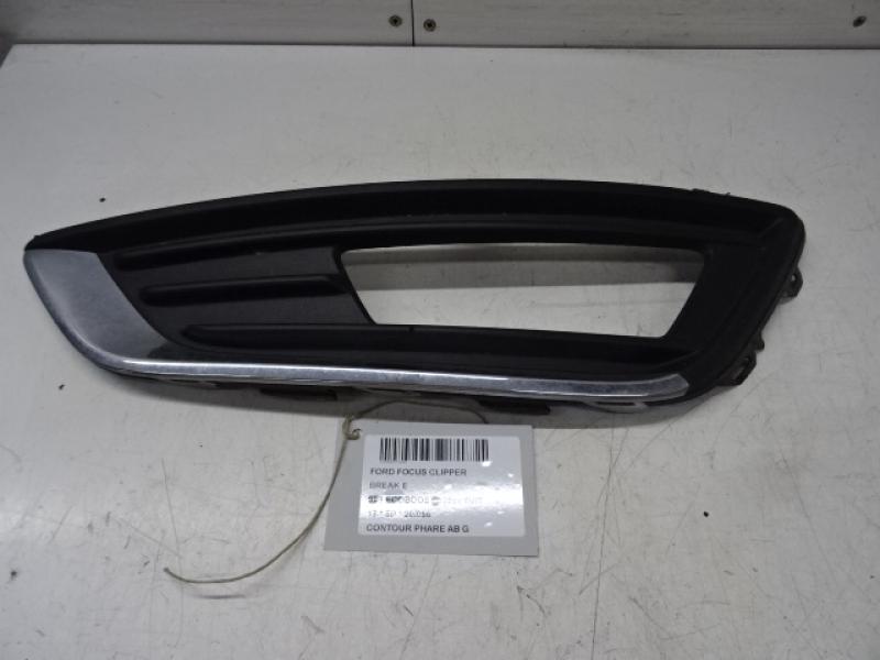 KONTUR DES LINKEN NEBELSCHEINWERFERS Ford FOCUS (5) 10/14 - 18