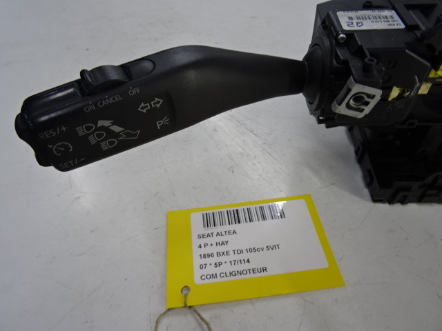 COMMODO DE CLIGNOTEURS Seat ALTEA 04+