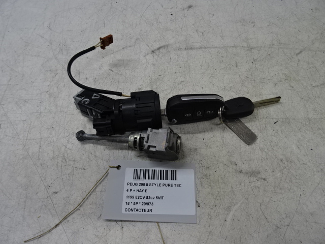CONTACTSLOT Peugeot 208 8/15 - 20