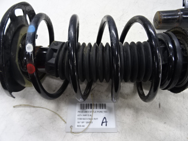 VEER VOOR Peugeot 208 8/15 - 20