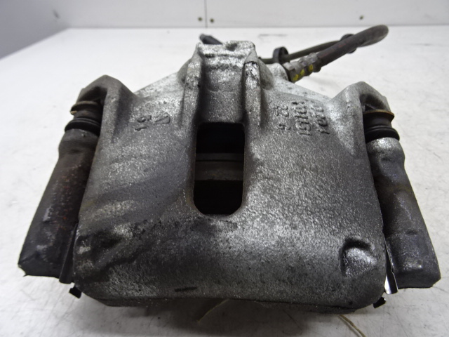 REMKLAUW VOOR LINKS Peugeot 208 8/15 - 20