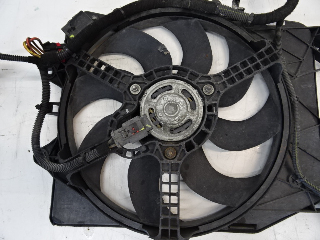 KACHEL VENTILATORMOTOR Opel CORSA D 11/06 - 12/10