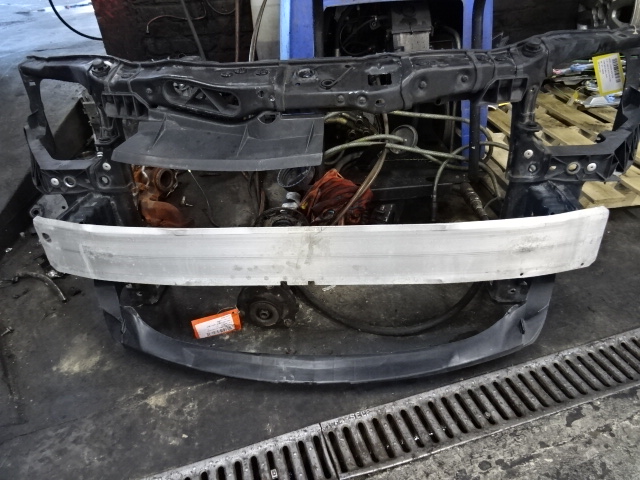 BUMPERBALK VOOR Opel CORSA D 11/06 - 12/10