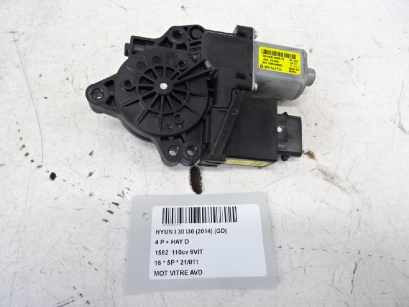 MOTEUR DE VITRE DE PORTE AVANT DROITE Hyundai I30 3/15 - 17