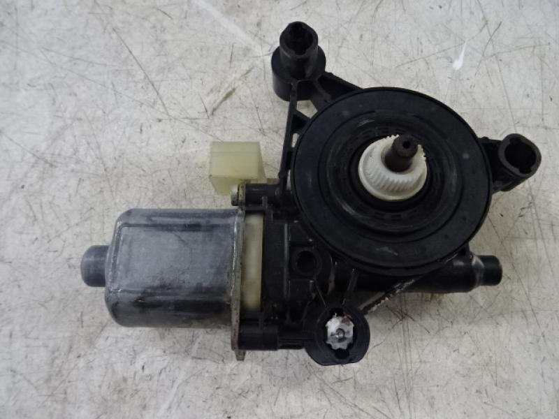 MOTEUR DE VITRE DE PORTE AVANT DROITE Vw T-ROC 10/17 - 4/22