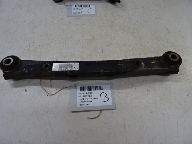 DRAAGARM ACHTER RECHTS Kia CEED 05/12 - 15