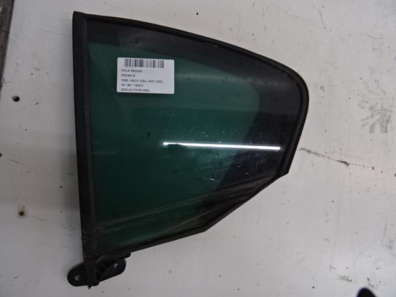 ZIJRUIT ACHTER LINKS Vw PASSAT 11/14 - 19