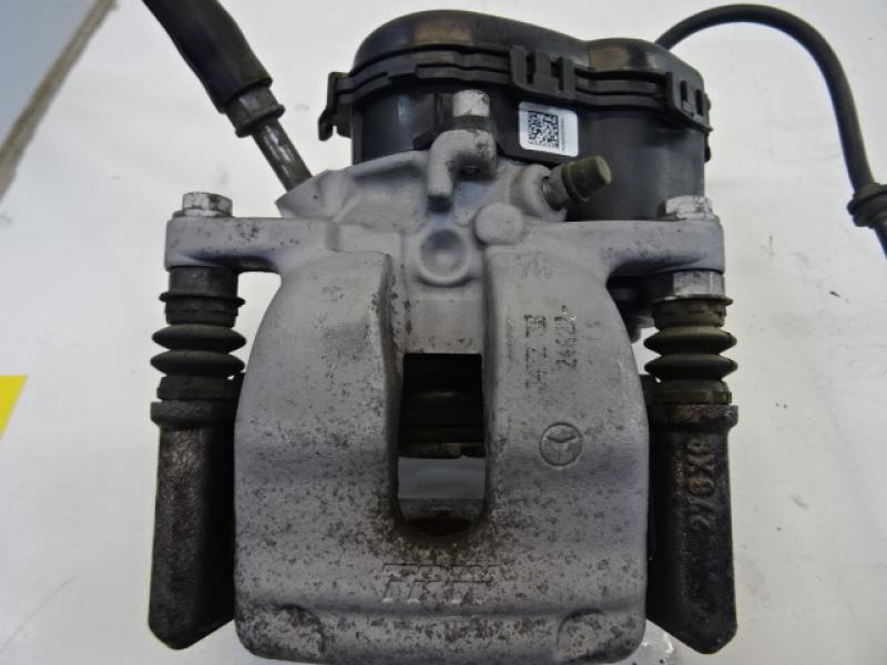 MACHOIRE ARRIERE DROITE Mercedes-Benz A W176 2012 - 09/2015
