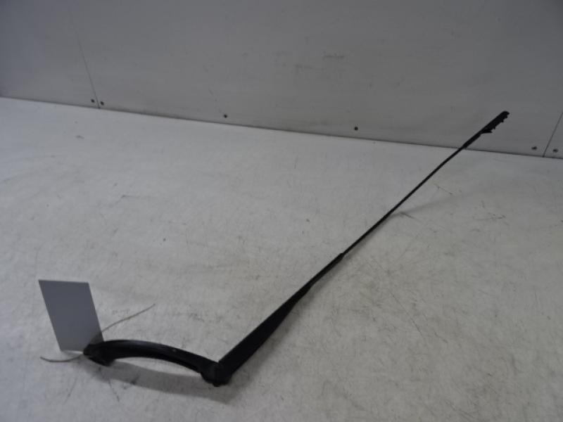 SCHEIBENWISCHERARM RECHTS HINTEN Renault CAPTUR (1) 5/17 - 01/20 FaceLift