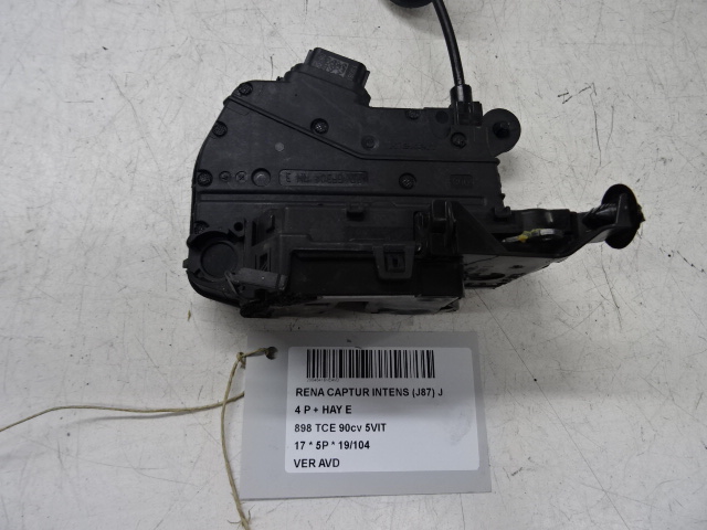 VERROUILLAGE DE PORTE AVANT DROITE Renault CAPTUR (1) 5/17 - 01/20 FaceLift