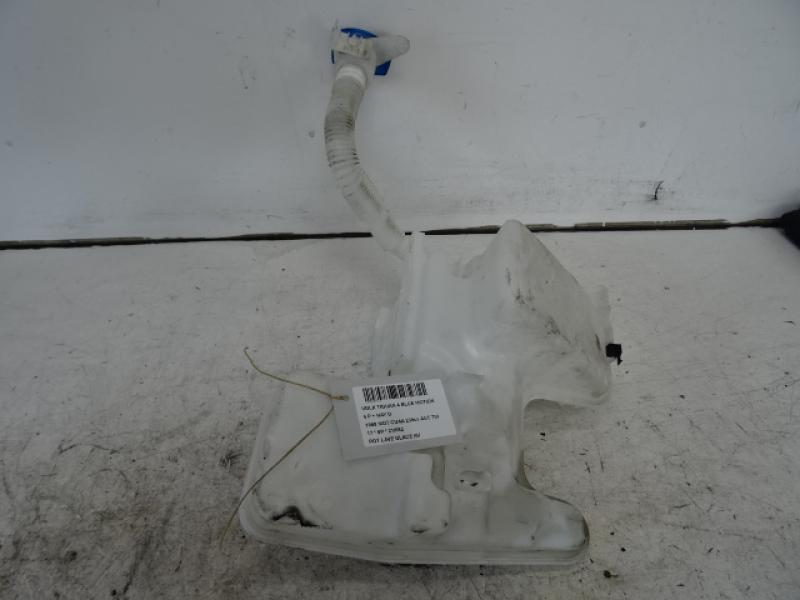 POT DE LAVE-GLACE AVANT Vw TIGUAN (3) 02/16- 10/20