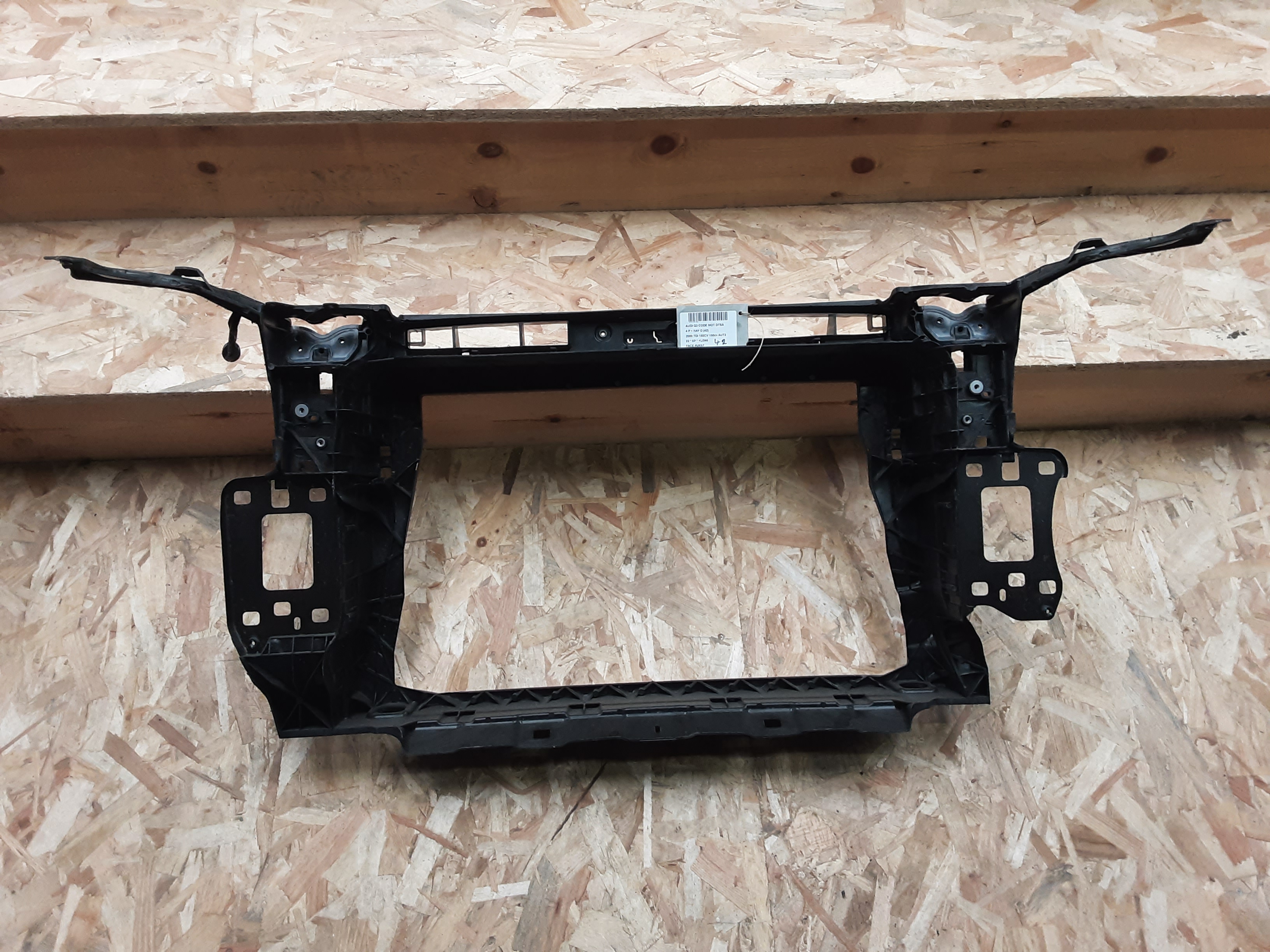 VOORFRONT Audi Q3 11/18+