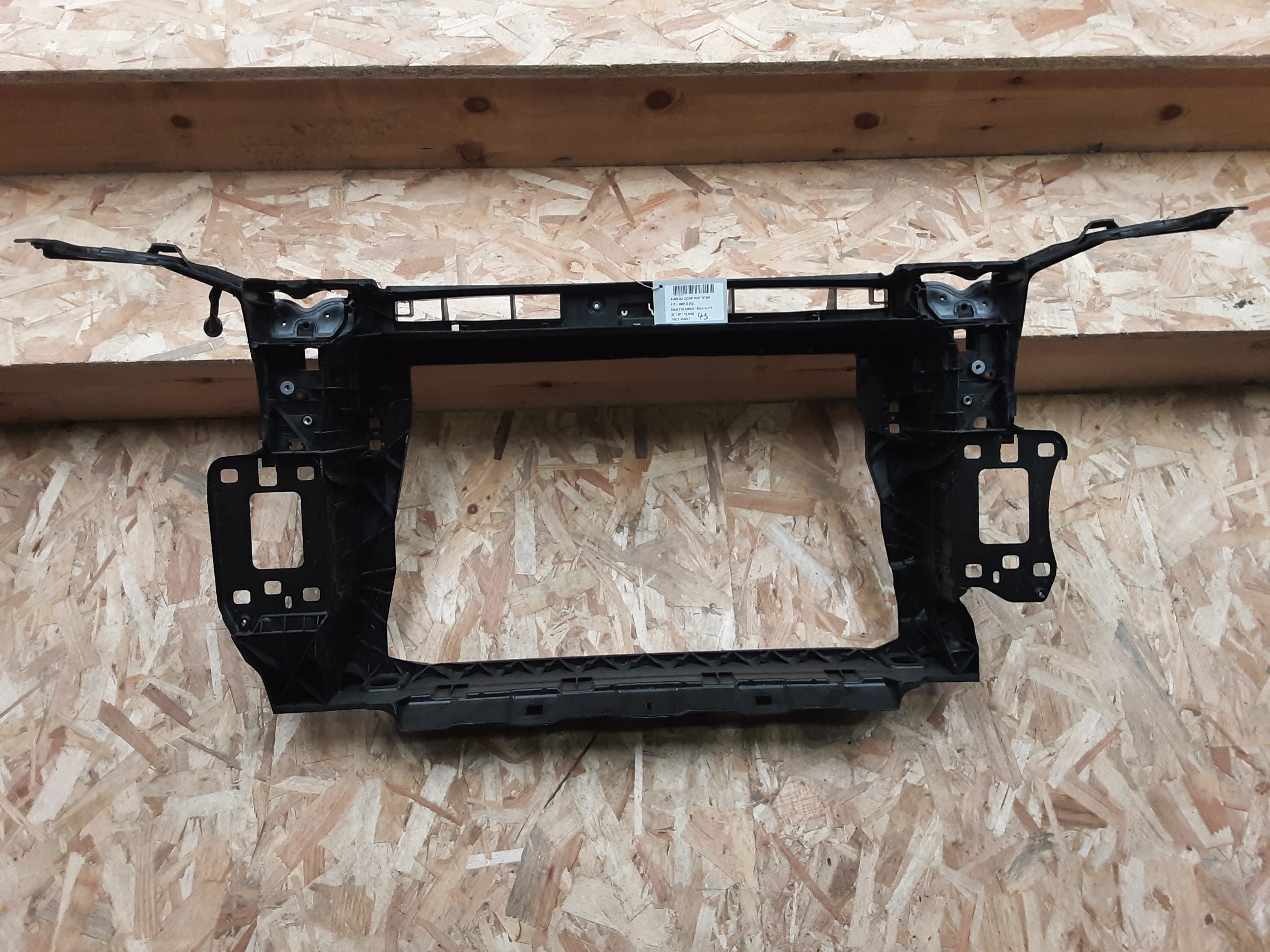 VOORFRONT Audi Q3 11/18+