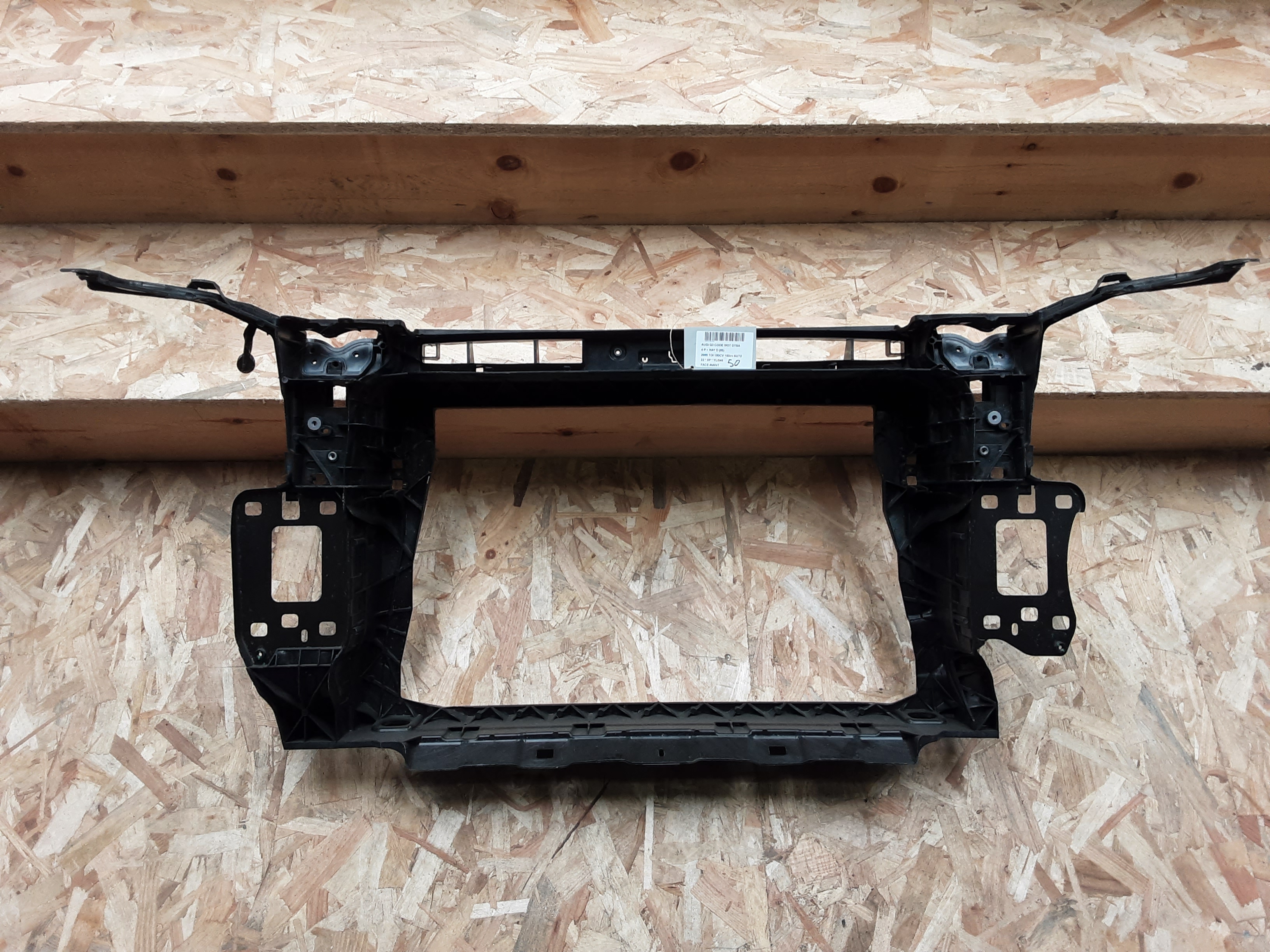 VOORFRONT Audi Q3 11/18+