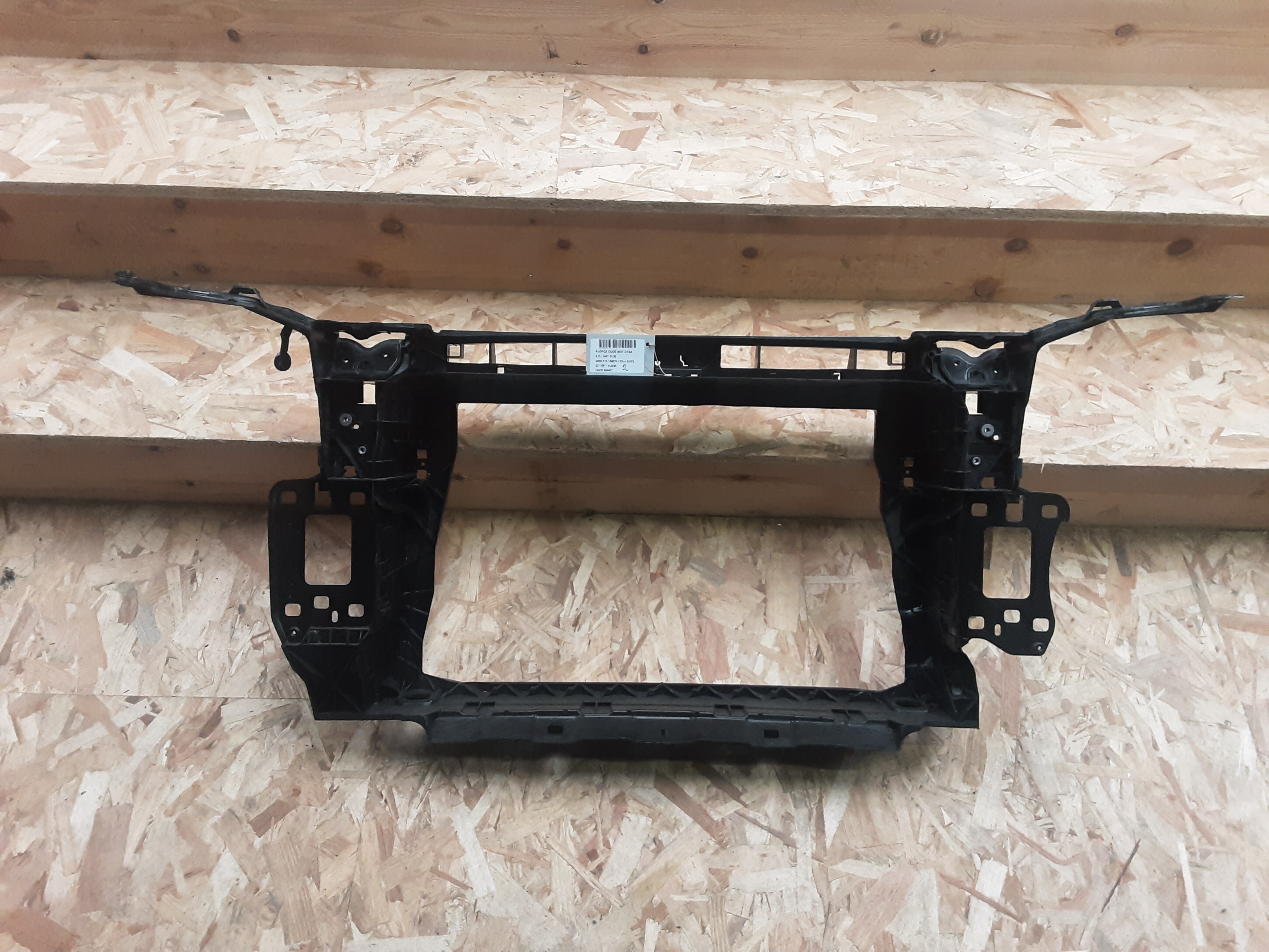 VOORFRONT Audi Q3 11/18+
