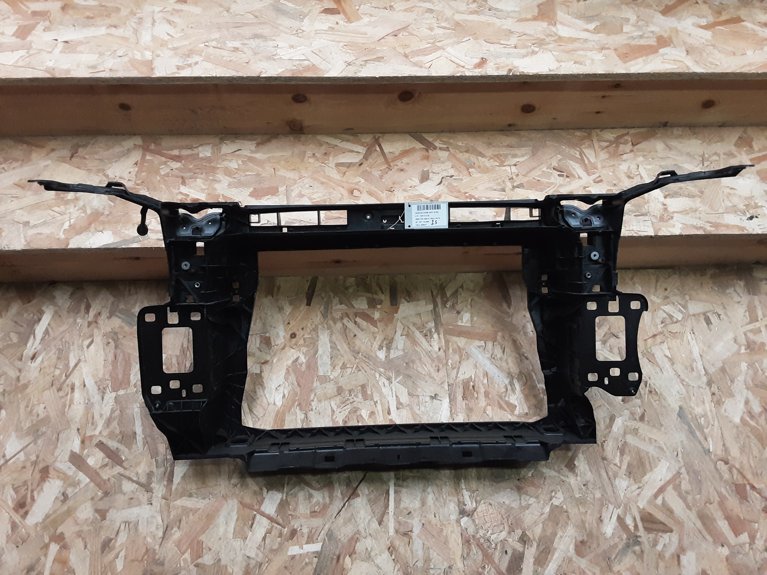 VOORFRONT Audi Q3 11/18+