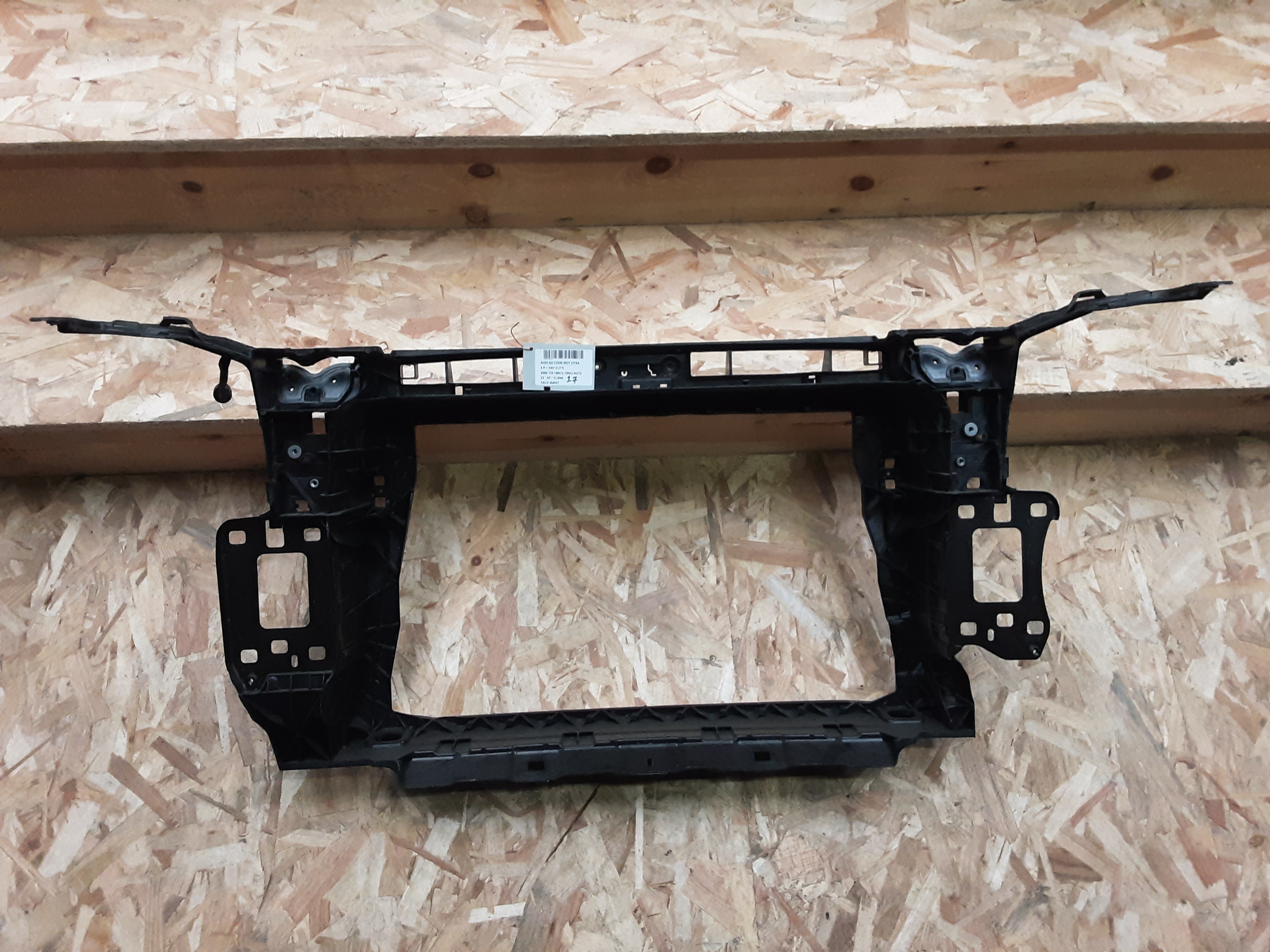 VOORFRONT Audi Q3 11/18+