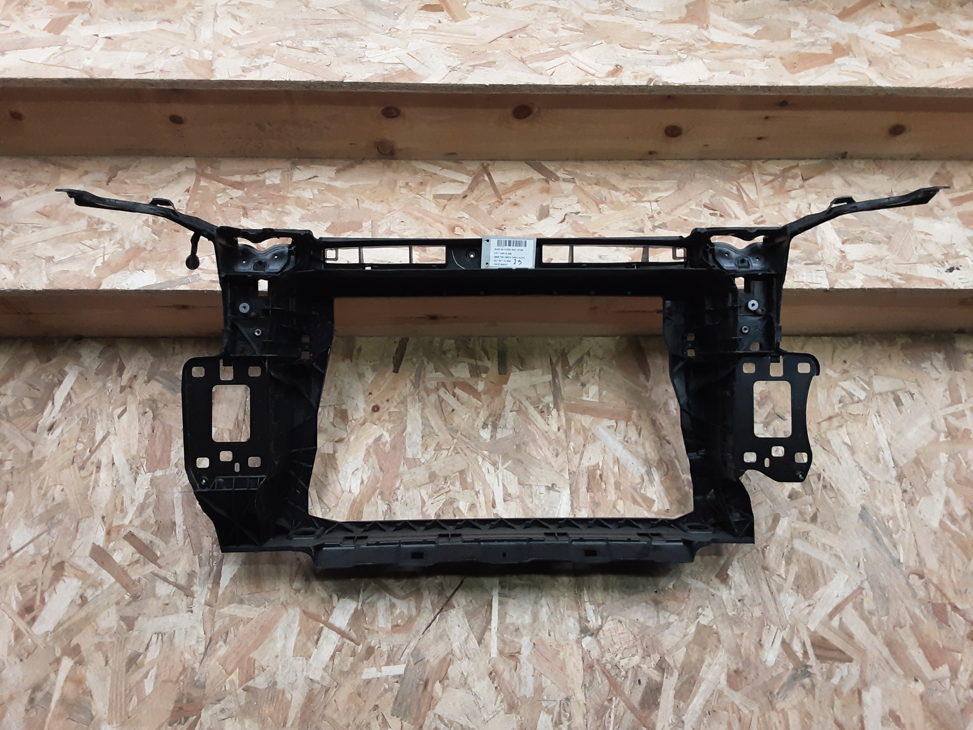 VOORFRONT Audi Q3 11/18+