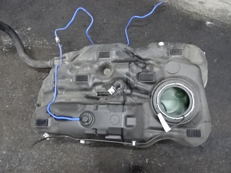 RESERVOIR ESSENCE Fiat 500X 9/14 - 8/18