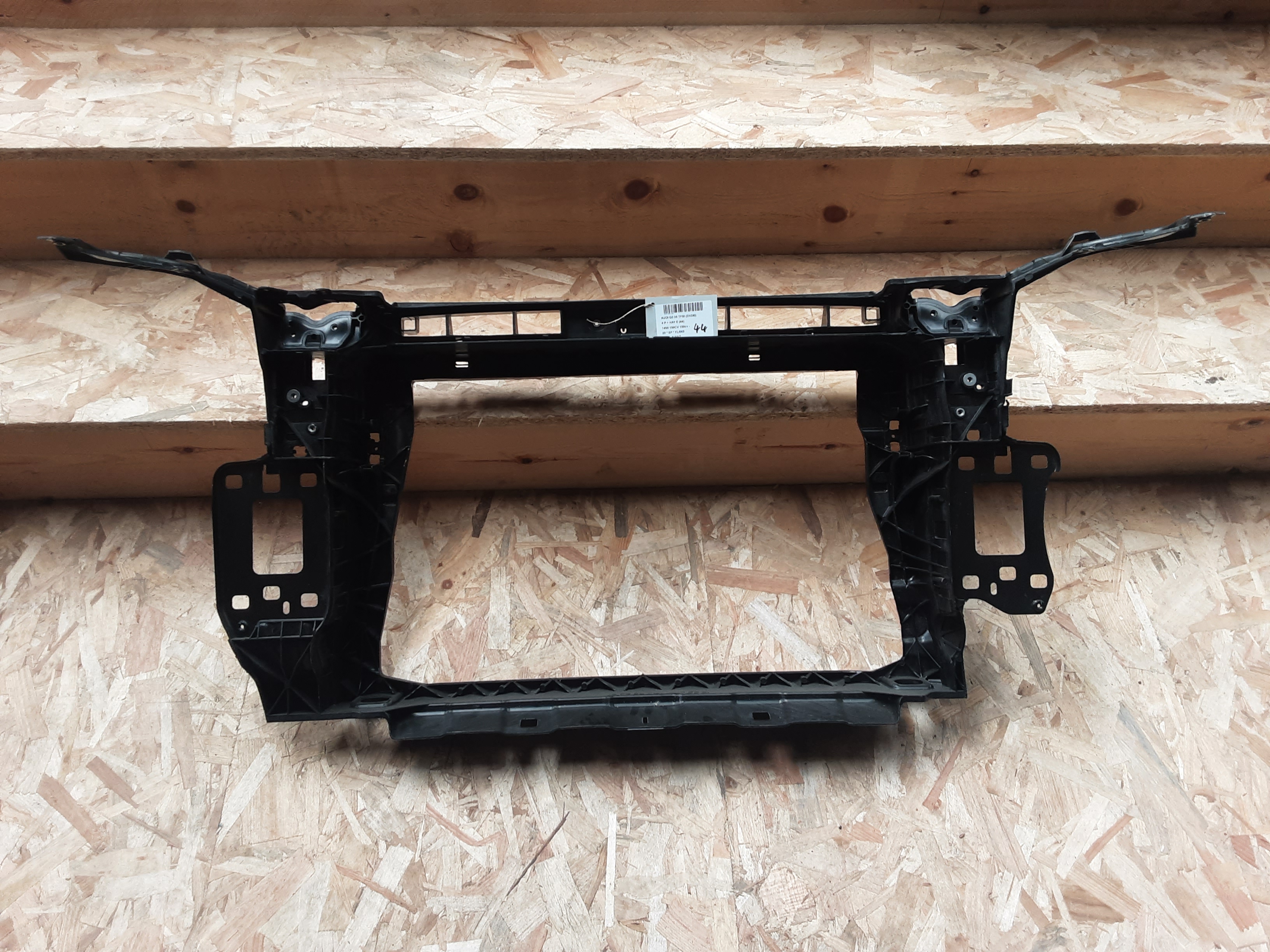 VOORFRONT Audi Q3 11/18+