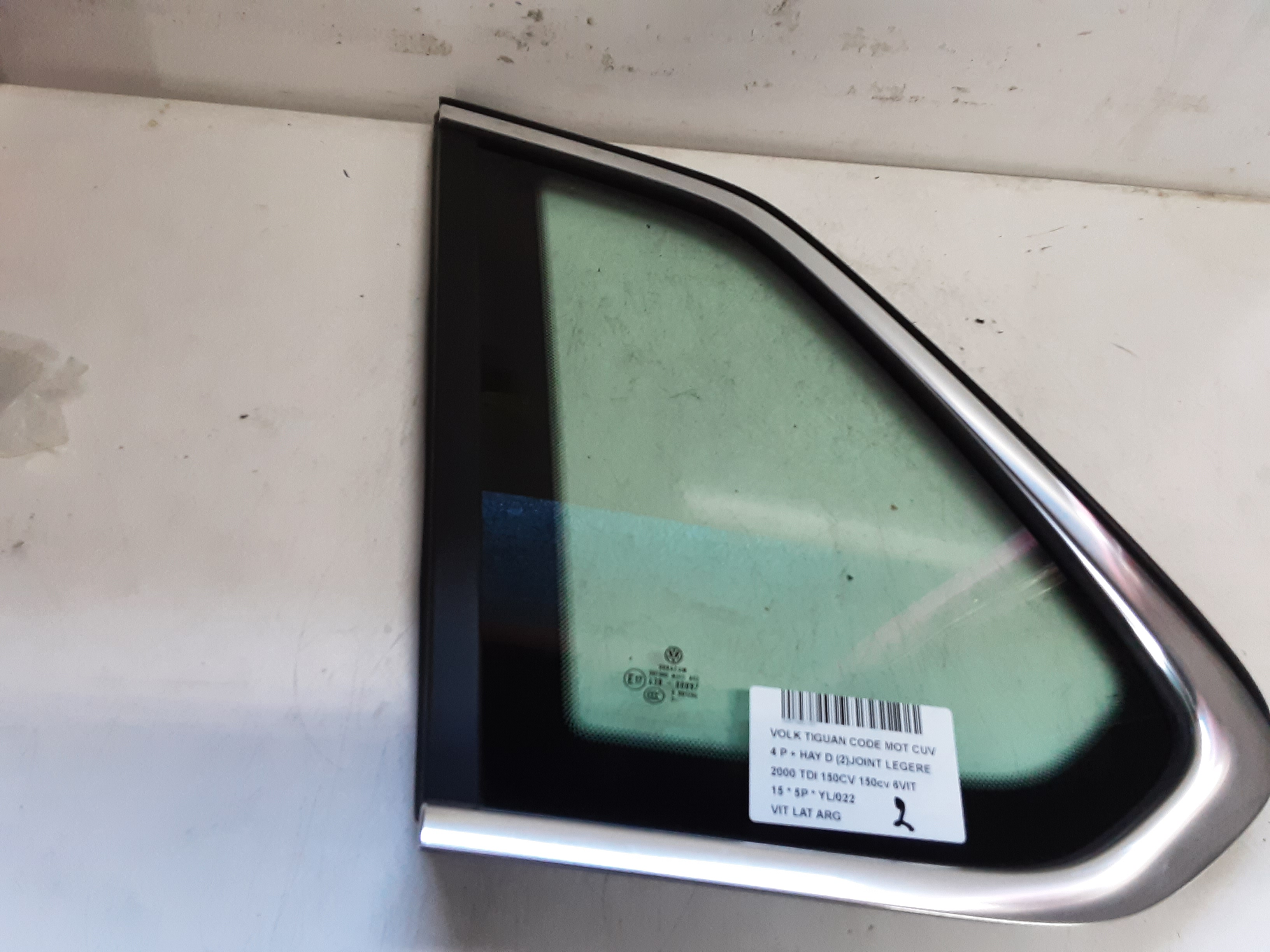 RUIT FLANK LINKS Vw TIGUAN (2) 07/11 - 16