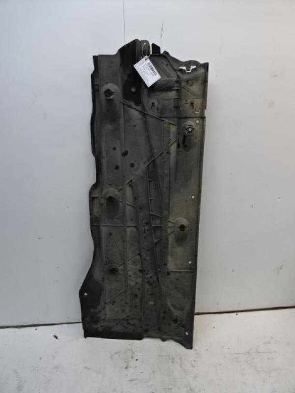 PLASTIEKE BESCHERMPLAAT ONDER AUTO RECHTS Skoda OCTAVIA (5E) FaceLift 3/17 - 20