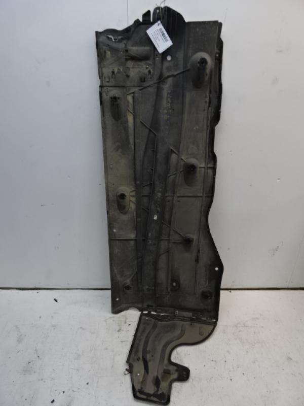 PLASTIEKE BESCHERMPLAAT ONDER AUTO LINKS Skoda OCTAVIA (5E) FaceLift 3/17 - 20