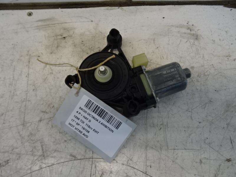 MOTOR RUITMECHANISME VOOR RECHTS Skoda OCTAVIA (5E) FaceLift 3/17 - 20