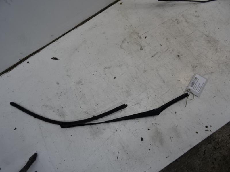 RUITENWISSERARM LINKS VOOR Skoda OCTAVIA (5E) FaceLift 3/17 - 20