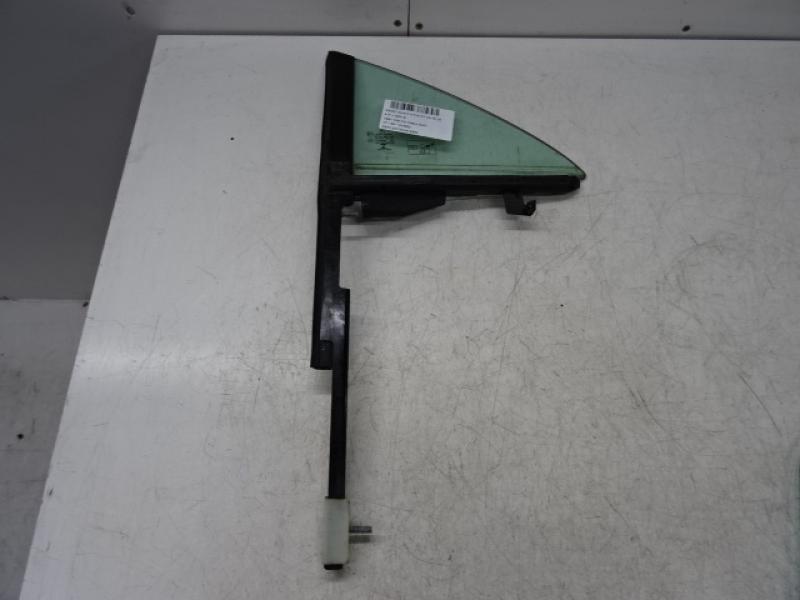 ZIJRUIT ACHTER LINKS Mercedes-Benz CLA C117/X117 13 - 19