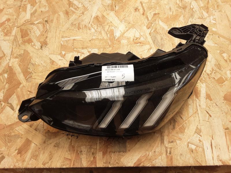 SCHEINWERFER LINKS Peugeot 208 6/19+