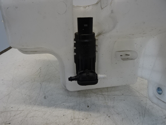 MOTEUR DE LAVE-GLACE AVANT Vw GOLF VII 1/17 - 2/20 FaceLift