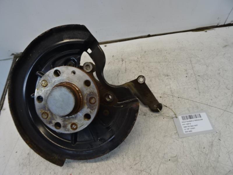 WIELNAAF ACHTER RECHTS Vw TOURAN 08/10 - 15