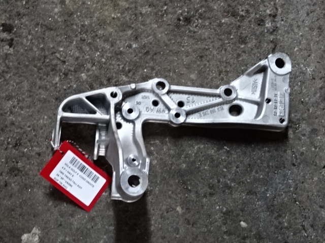 SUPPORT-TRIANGLE AVANT GAUCHE Vw GOLF V 11/03 - 08