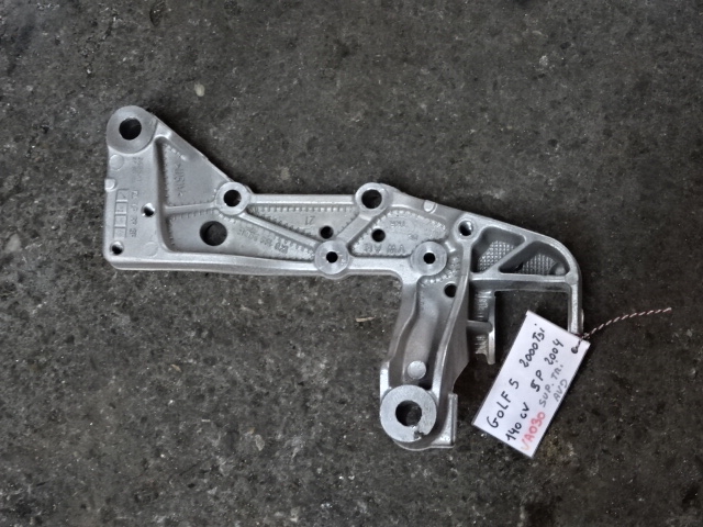 DRAAGARMSTEUN VOOR RECHTS Vw GOLF V 11/03 - 08