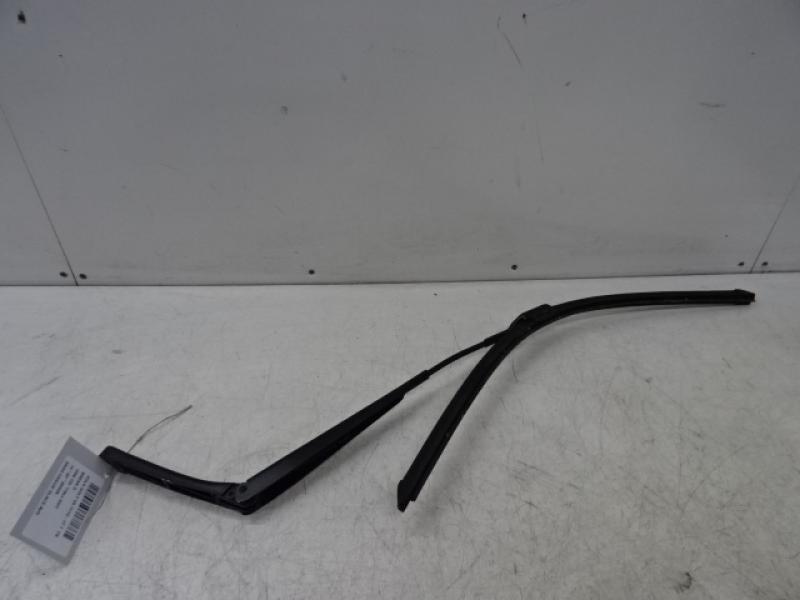 LEFT FRONT WIPER ARM Vw GOLF VII 11/12 - 17