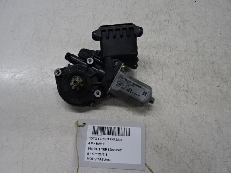 MOTOR RUITMECHANISME VOOR LINKS Toyota YARIS (5) 9/14 - 2/20