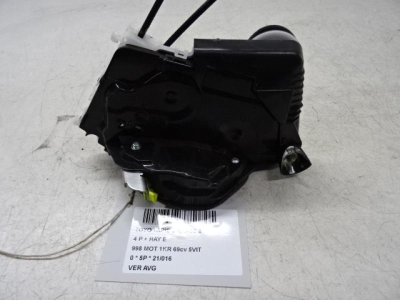 VERGRENDELING VOOR LINKS Toyota YARIS (5) 9/14 - 2/20