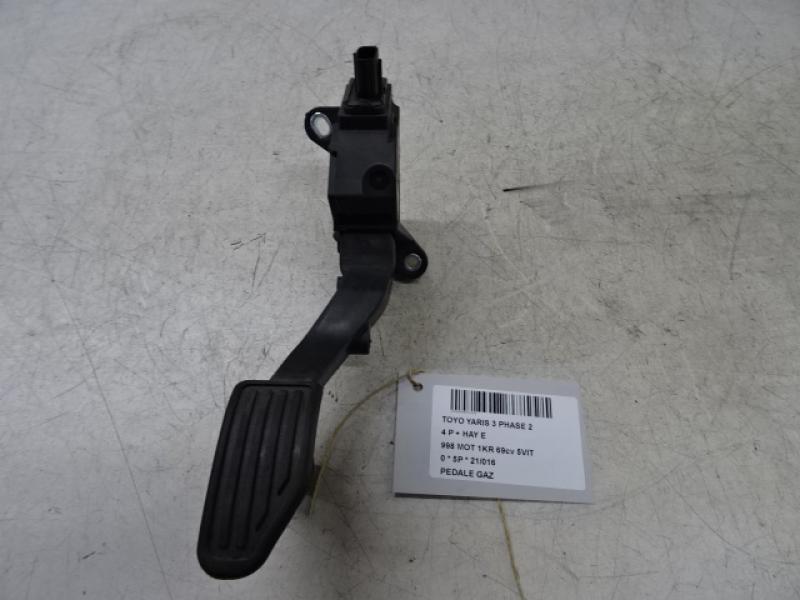 GASPEDAL Toyota YARIS (5) 9/14 - 2/20