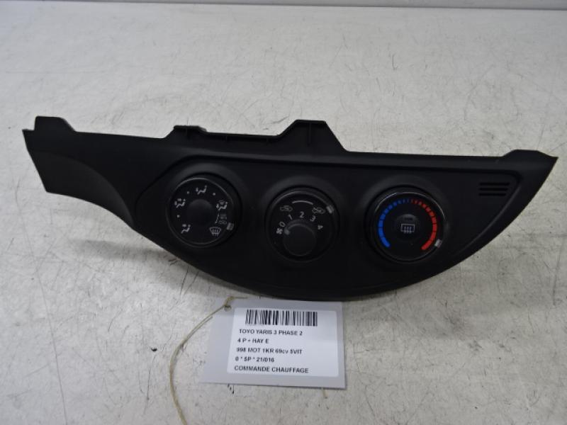 BEDIENINGSPANEER VERWARMING Toyota YARIS (5) 9/14 - 2/20