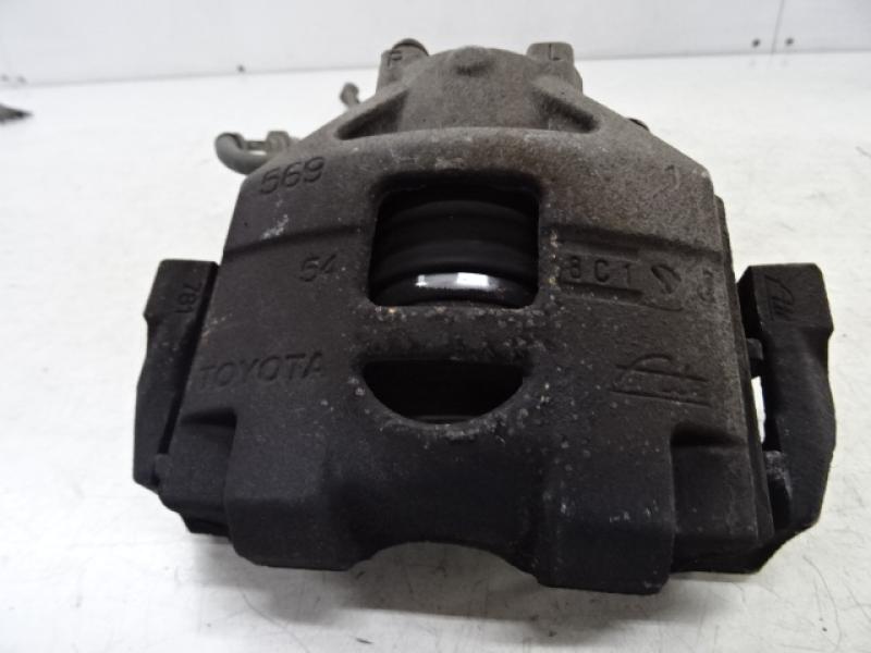 REMKLAUW VOOR RECHTS Toyota YARIS (5) 9/14 - 2/20