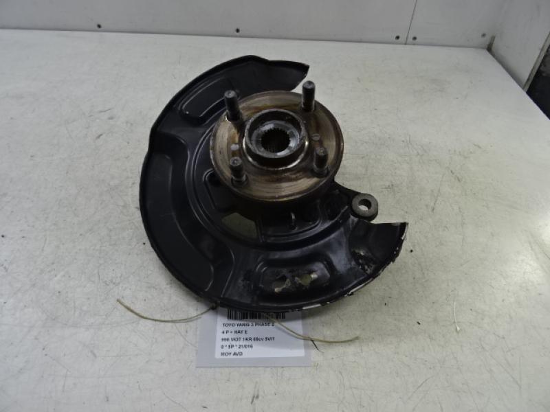 WIELNAAF VOOR RECHTS Toyota YARIS (5) 9/14 - 2/20