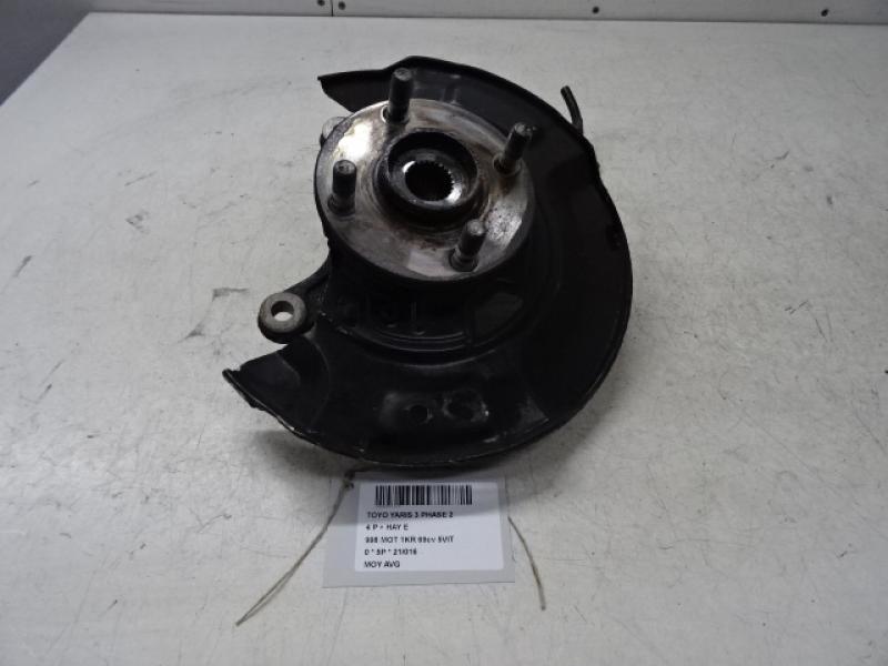 WIELNAAF VOOR LINKS Toyota YARIS (5) 9/14 - 2/20