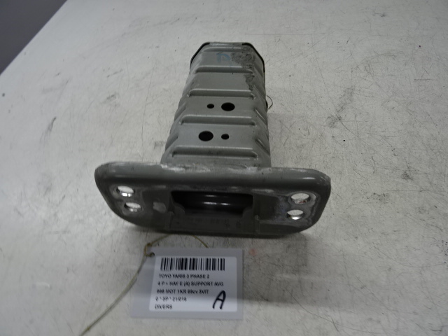 DIVERS Toyota YARIS (5) 9/14 - 2/20