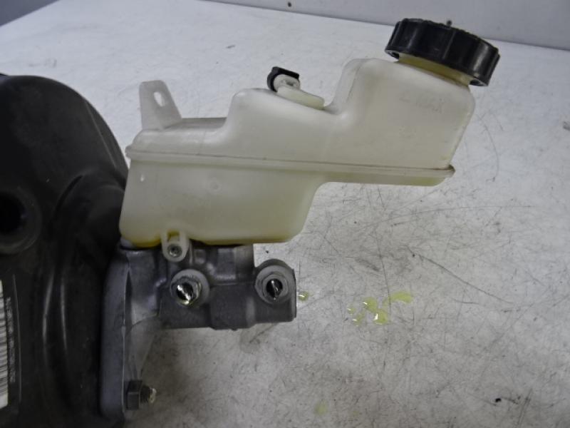 HOOFDREMCILINDER Toyota YARIS (5) 9/14 - 2/20