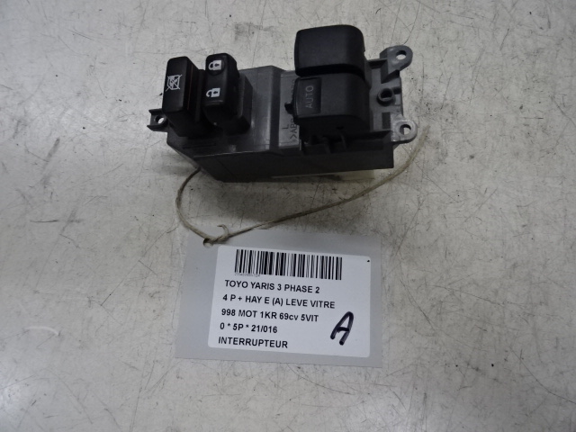 INTERRUPTEUR Toyota YARIS (5) 9/14 - 2/20