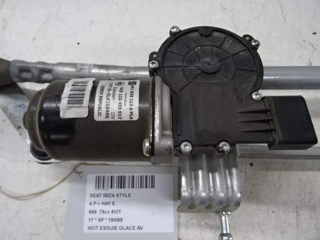 MOTEUR D&#039;ESSUIE-GLACE AVANT Seat IBIZA MK5 (6F/KJ1) 5/17 - 2021