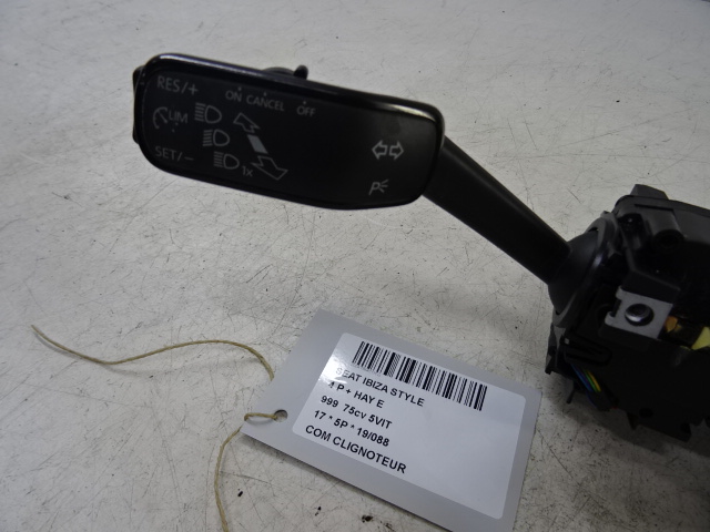 KNIPPERLICHTSCHAKELAAR Seat IBIZA MK5 (6F/KJ1) 5/17 - 2021
