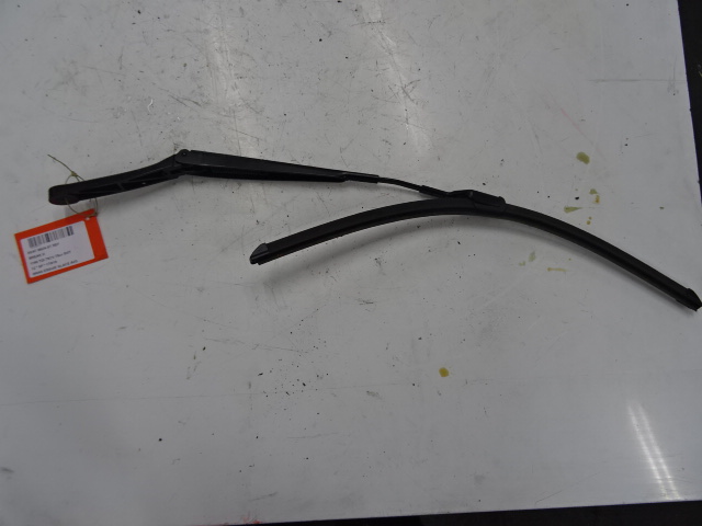 RUITENWISSERARM LINKS VOOR Seat IBIZA MK4 (6J) 4/12 - 7/2015