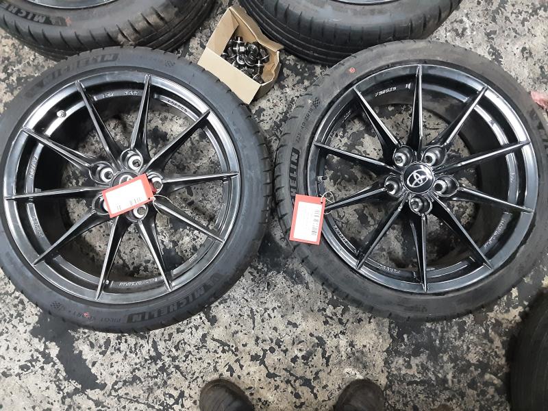 VELGEN Toyota YARIS (6) 2/20+